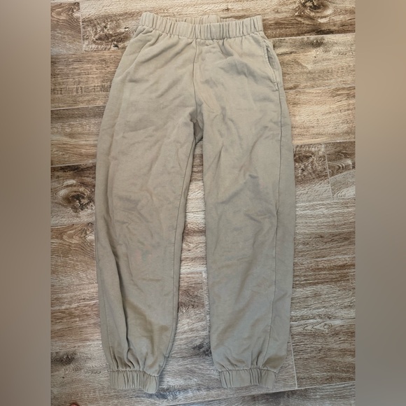 Brandy Melville Pants - Brandy Melville Tan Sweatpants